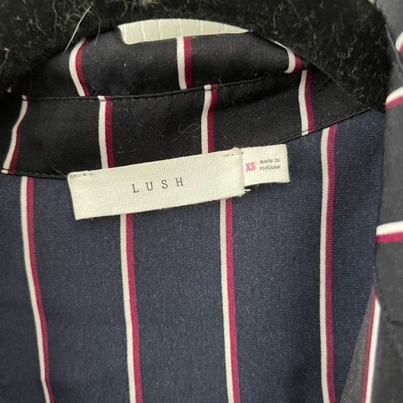 Lush pinstripe shirtdress size XS - Picture 3 of 4